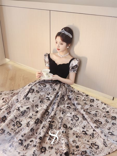 

jacquard evening dresses square collar puff sleeve lace up applique a line floor-length formal party prom gowns woman vintage 2023 custom, Black;red