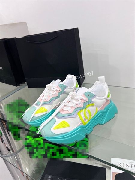 

2023 designer boots luxury shoes men women reflective sneakers genuine leather sneakers party velvet calfskin mixed fiber casual shoe size35, Black