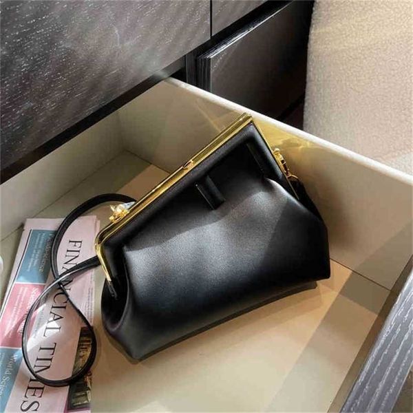 

handbag 2023 new bag and clip personalized minority hand diagonal shoulder women