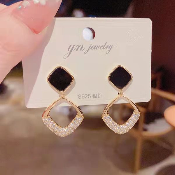 

light luxury design feeling diamond earrings full of diamonds women's mesh red temperament simple geometric earrings retro oil drop squ, Golden