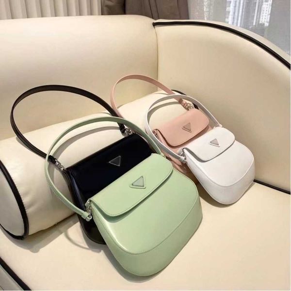 

70% 2023 luxury with cover cleo underarm women's medieval bright face french stick new one shoulder handbag versatile labelhigh quality
