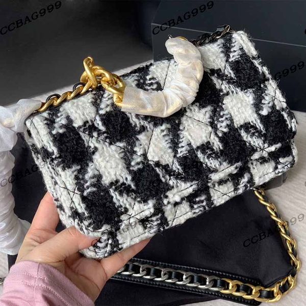 

classic woc mini flap woolen crossbody bag womens oblique designer bag quilted gold metal luxury outdoor handbag shopping bag multi pocket c