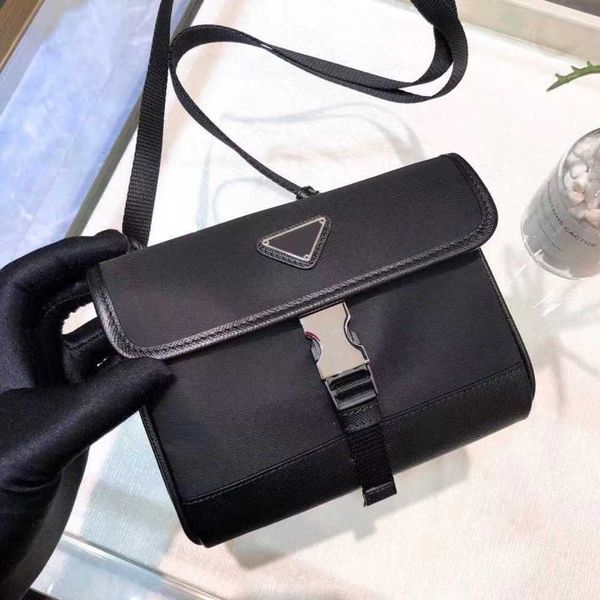 

70% 2023 luxury parachute waterproof mini same small satchel men's and women's nylon leather horizontal mobile phone baghigh quali