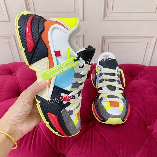 

2023 designer casual shoes mens sneakers technical fabric breathable chunky rubber sole casual walking party, Black