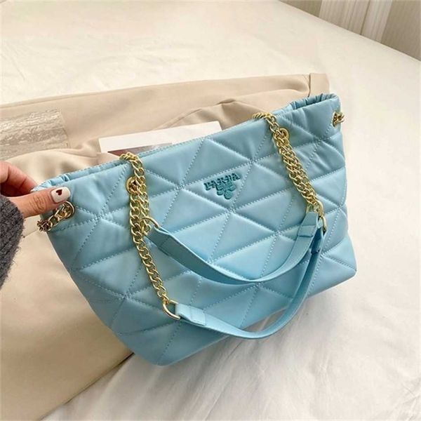 

2023 new luxury fashion bag chain messenger embroidered thread bucket for womenhigh