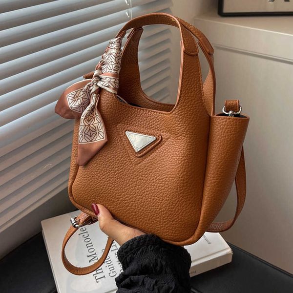

luxury fashion bag this year's popular niche new women's summer super messenger texture handbaghigh