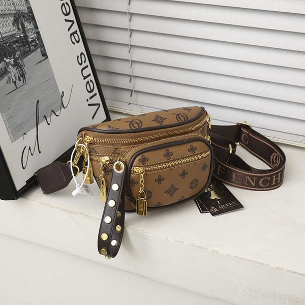 

luxury designer messenger bag handbag handbag simple old flower color belt chest women'shigh