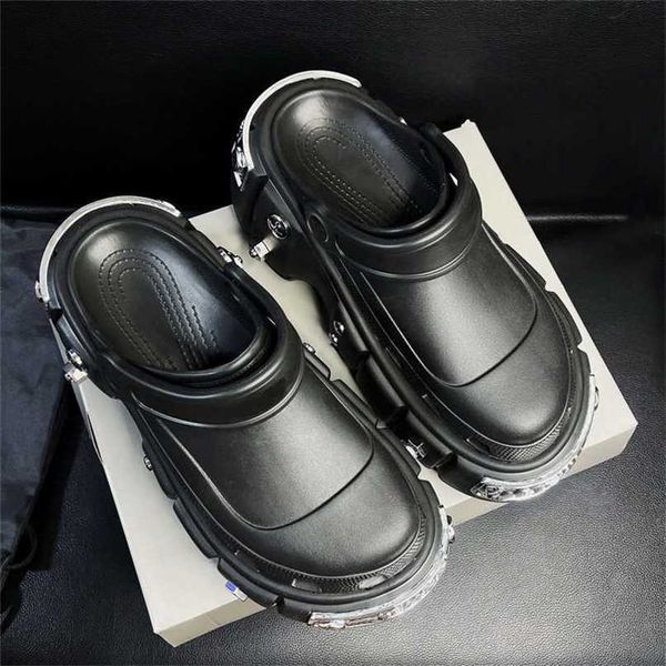

2022 slippers hardcrocs round toe rubber sandal designer luxury women platform sandals punk studded slippers beach pool shoesk129, Black