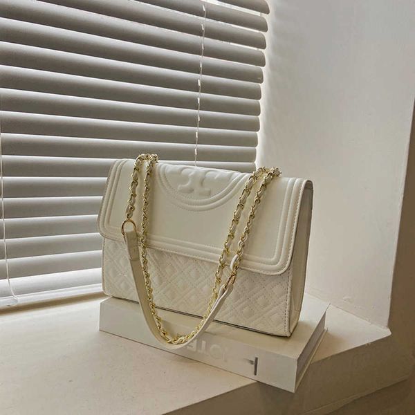 

70% 2023 new shoulder bag new women's indentation shoulder messenger chain baghigh