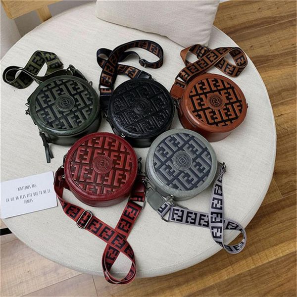 

fashion dinner bag round handbags pu leather women crossbody bags for female 2022 small fresh embossing backpack bag302w