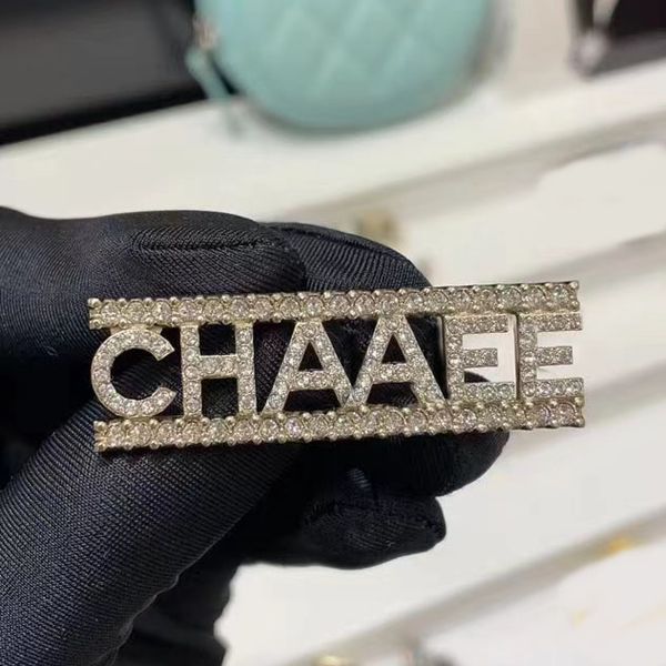 

have stamps 18k gold diamond alphabet brooches women's fashion simple personality brooches used for suit dress sweater brand designer j, Gray