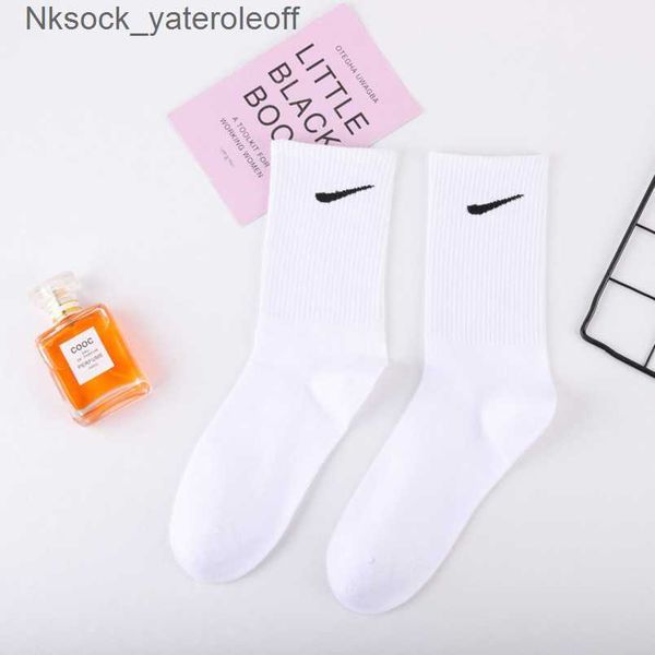 

luxury fashion socks men's women's hook brand stockings designers candy colorful medium long women men couple's stocking brea, Black