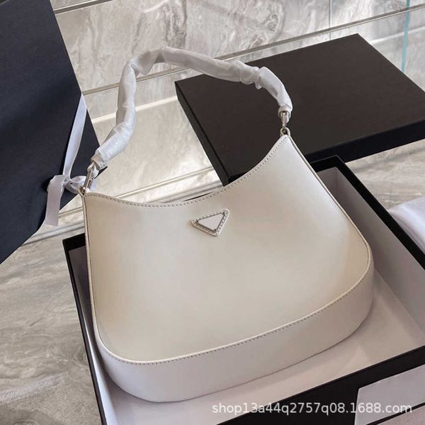 

80% 2023 luxury niche cleo medieval underarm versatile one hand leather clubhigh quality