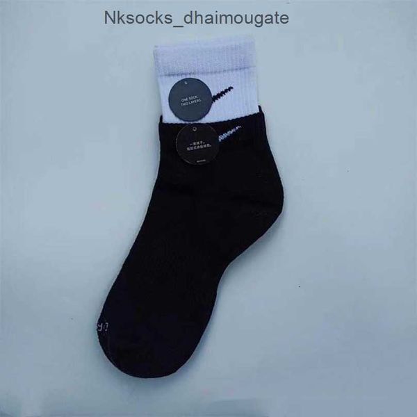 

men's luxury fashion socks women's hook brand stockings designers fake two pairs splicing women men sports yoga breathable stockin, Black