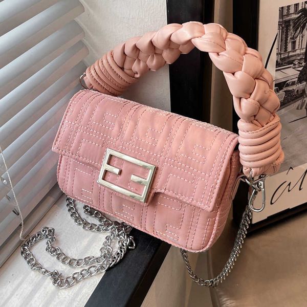 

70% 2023 new shoulder bag sense niche embroidered thread armpit women's summer new versatile foreign style chain messenger small square