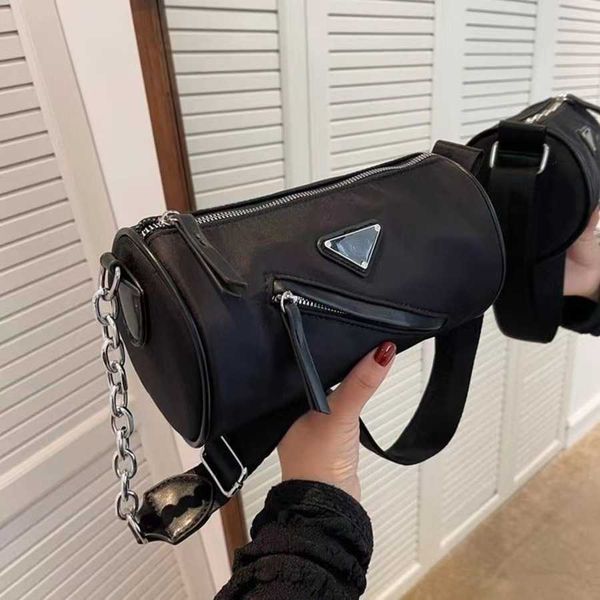 

70% 2023 new shoulder bag new nylon cloth women's texture single shoulder oblique span small round summer versatile trendy cool baghigh