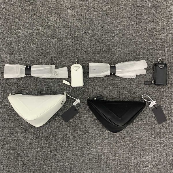 

new fashion bag wholesale market new messenger men's and shoulder versatile chest leisure waist women's baghigh