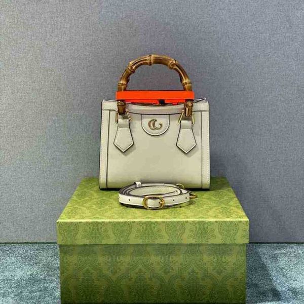 

2023 new luxury fashion bag leather mini tot bamboo hand bill lading messengerhigh