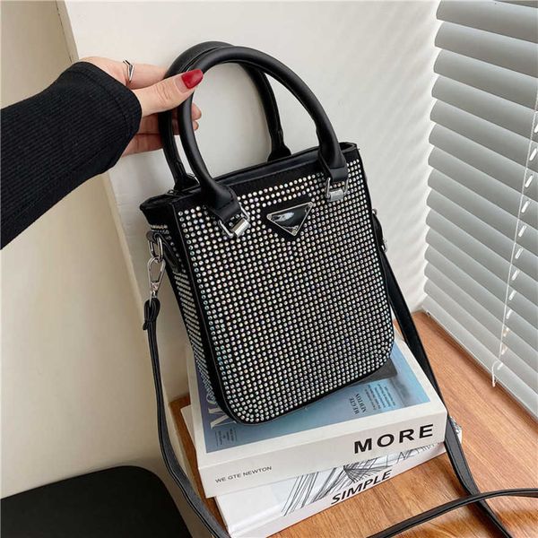 

luxury fashion bag women new advanced water mobile phone women's tot diamond inlaid portable single shoulder diagonal baghigh