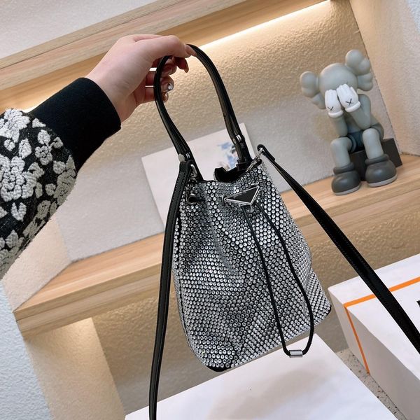 

2023 designer bags artificial diamond handbag women clutch shoulder metallic chain cross body bag shining luxury tote