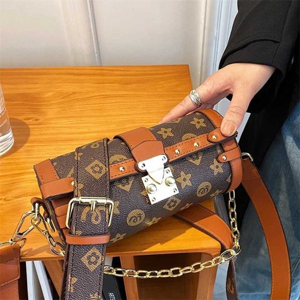 

2023 new luxury fashion bag ins texture small cylinder chain strap hand versatile messengerhigh