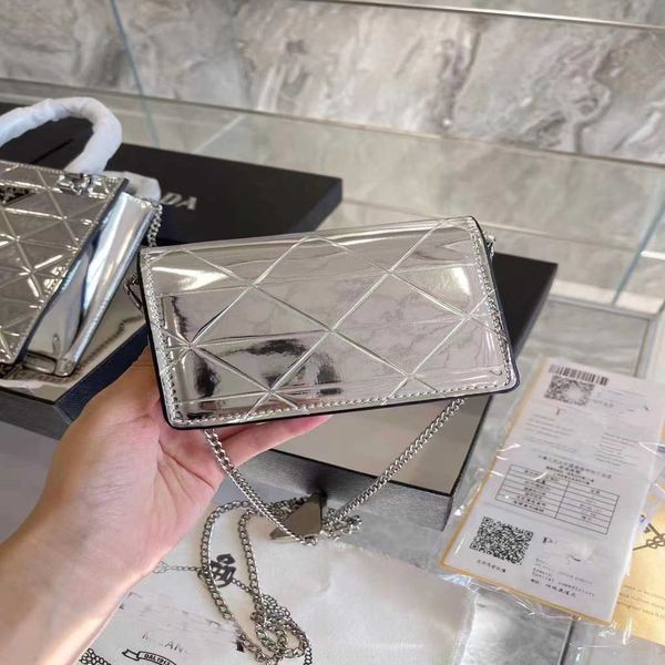 

80% 2023 luxury new mirror diamond silver small square mouth red one shoulder crossbody chain adjustable gift boxhigh quality