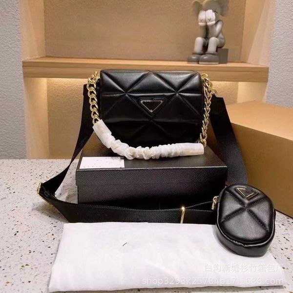 

2023 new shoulder bag women wide belt three in one messenger leather singlehigh