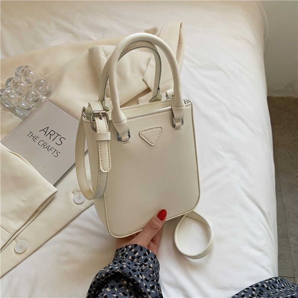 

70% 2023 luxury tote new bucket solid color portable small square simple temperament single shoulder messenger baghigh quality