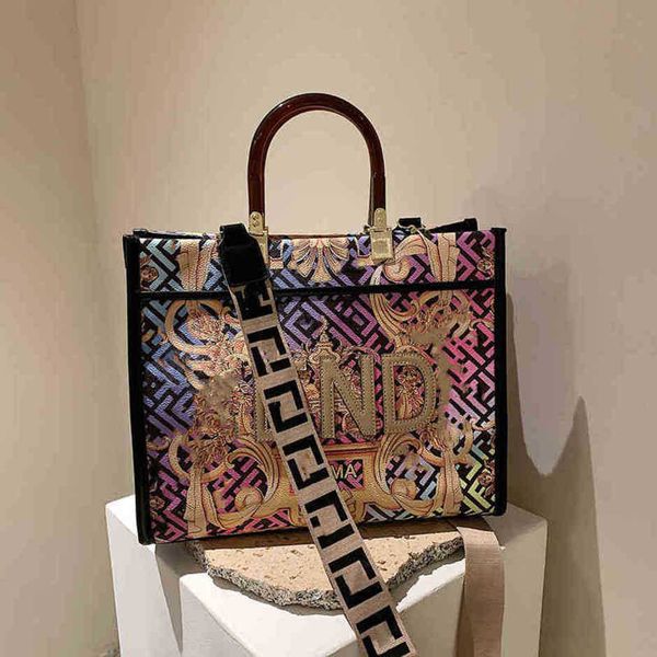 

2023 new luxury fashion bag hand large single messenger graffiti color painting printinghigh