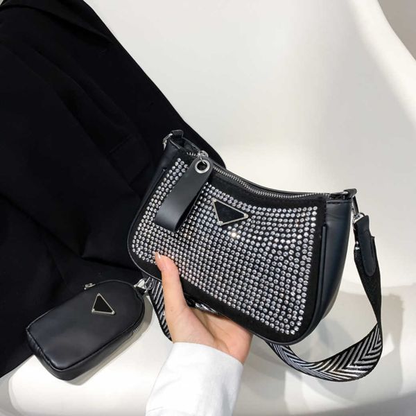 

wholesale market 2023 luxury women's bright diamond hand new niche casual temperament wide shoulder strap diagonal women's small b