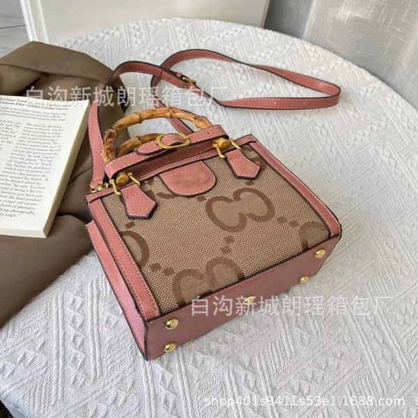 

cucci designer bag 2023 spring and summer new women's bag fashion trend bamboo bag small square bag letter-printed one-shoulder diagona