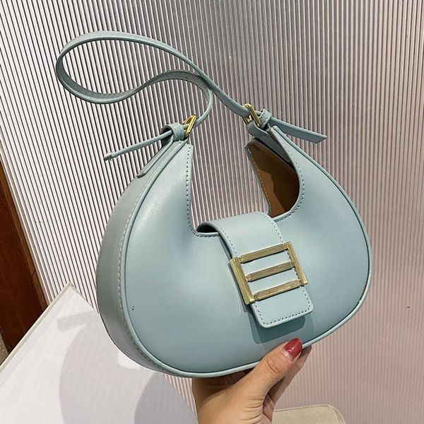 

luxury handbag this year armpit are popular. women's summer new french style niche single shoulder high-end feeling commuter messenger