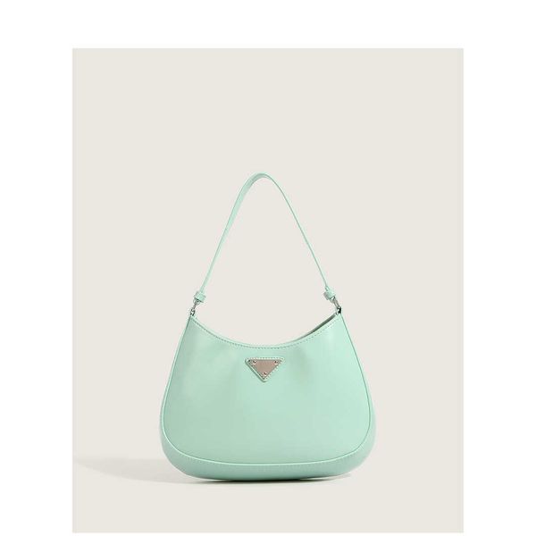 

new fashion bag wholesale market simple small fresh armpit half moon summer style versatile hand french stickhigh