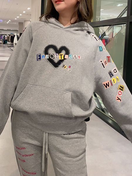

womens hoodies sweatshirts autumn winter heart printed letter patchwork women casual hooded pullover sweater 230224, Black
