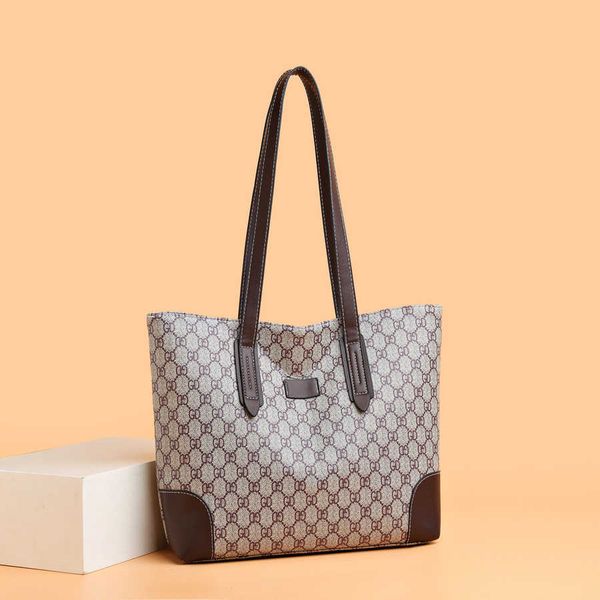 

70% 2023 new shoulder bag women's new summer large capacity printed portable tote versatile shoulder shopping baghigh