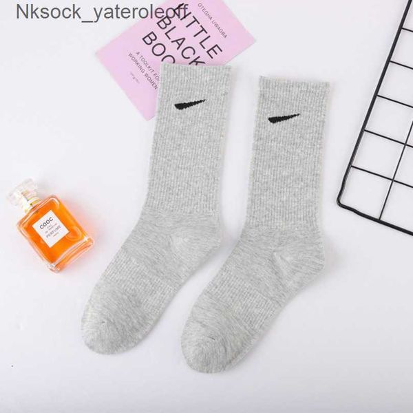 

socks men's fashion luxury women's hook brand stockings designers candy colorful medium long women men couple's stocking brea, Black