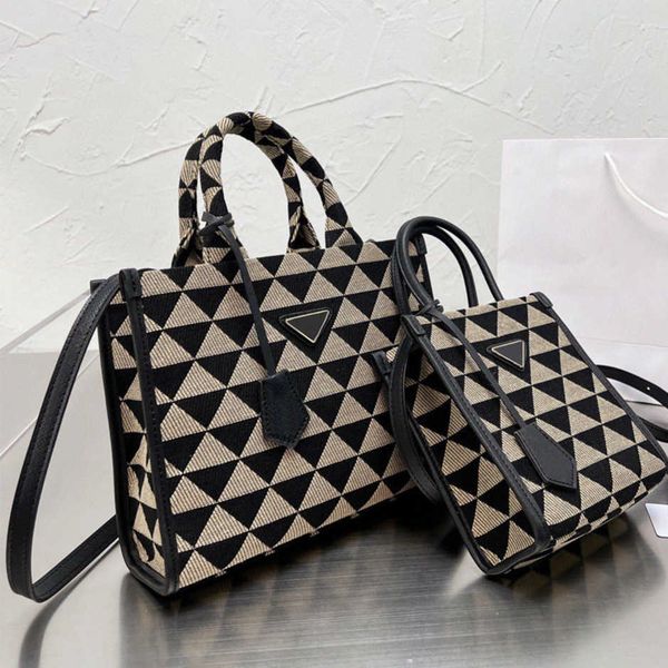 

luxury fashion bag new ling ge tot simple minority one shoulder handhigh