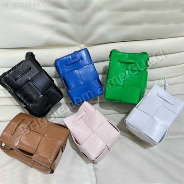

fashion mini cassette bucket bag designer women handbags luxury genuine leather shoulder crossbody bags casual weave small totes purse venet