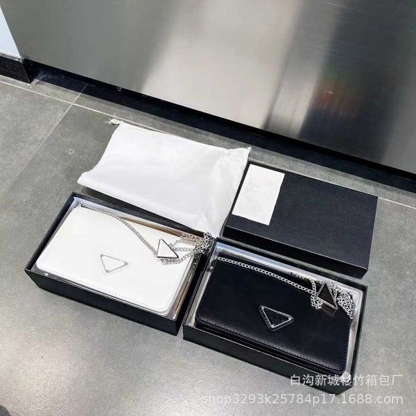 

70% 2023 luxury new chain small square women's bright leather shoulder messenger women's baghigh quality