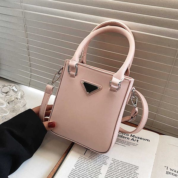

luxury fashion bag small new messenger women's summer versatile ins niche portable tote baghigh