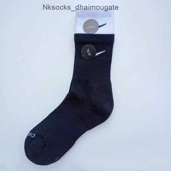 

men's luxury fashion socks women's hook brand stockings designers fake two pairs splicing women men sports yoga breathable stockin, Black