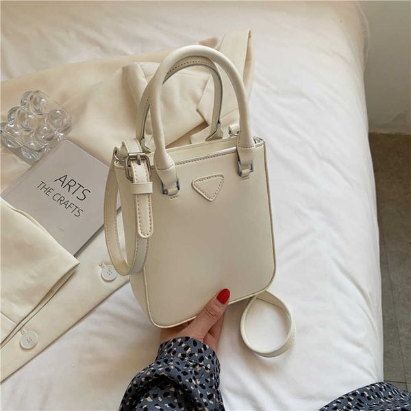 

80% 2023 luxury tote new bucket solid color portable small square simple temperament single shoulder messenger baghigh quality