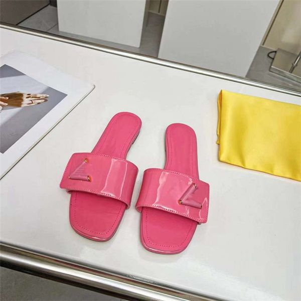 

fashion slippers 2023 louiseity luxury design summer men flat women slope heel leather rubber letter logo casual sandals viutonity 05-0019, Black