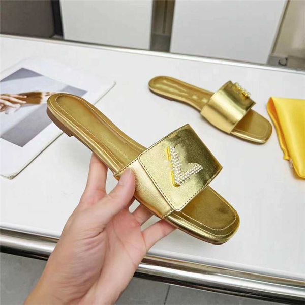 

fashion slippers 2023 louiseity luxury design summer men flat women slope heel leather rubber letter logo casual sandals viutonity 05-0020, Black