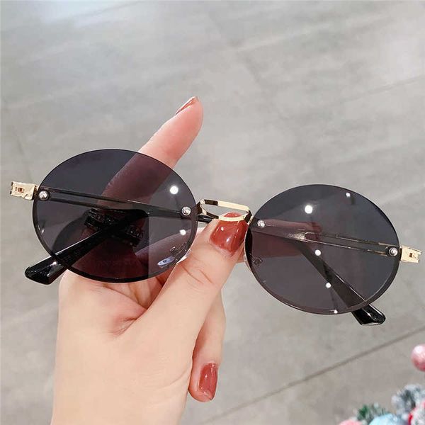 

sunglasses new small oval rimless sunglasses vintage trendy fashion male female eyewear popular brand designer personalized uv400 shades g23, White;black
