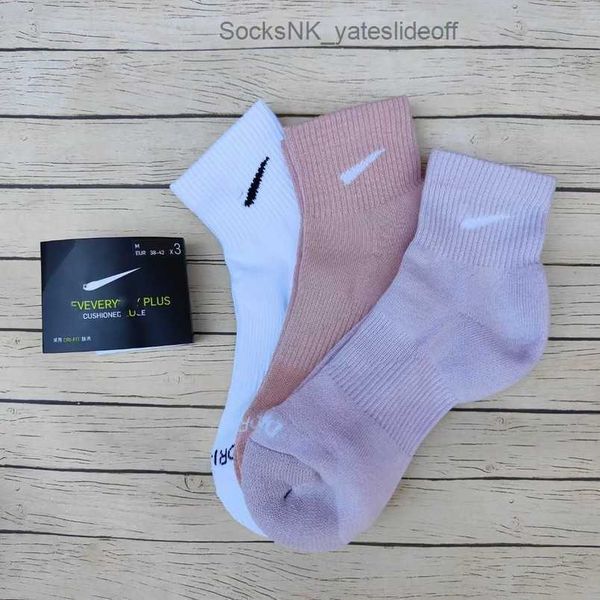 

men's socks fashion classic women's hook brand stockings designers men women couple's colorful cotton stocking medium long tu, Black
