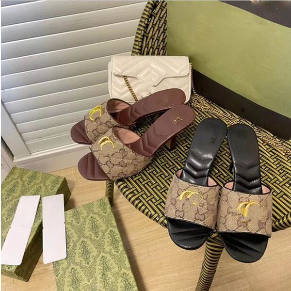 

a1 2023 classic high heel designer slippers women summer solid color sandals leather jelly slide thick heels womens leather alphabet beach s, Black