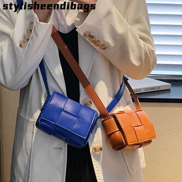 

2023 weave handbag cassette leather flap pack women small shoulder purse hasp bags chest ladies waist pack brand 022623h
