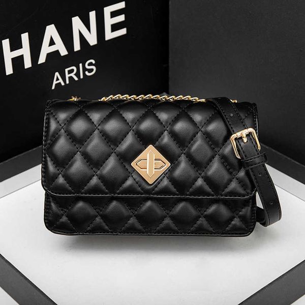 

crossbody bags 2023 new fashion small women texture lock messenger versatile diamond chain bag shoulder handbag 70% off