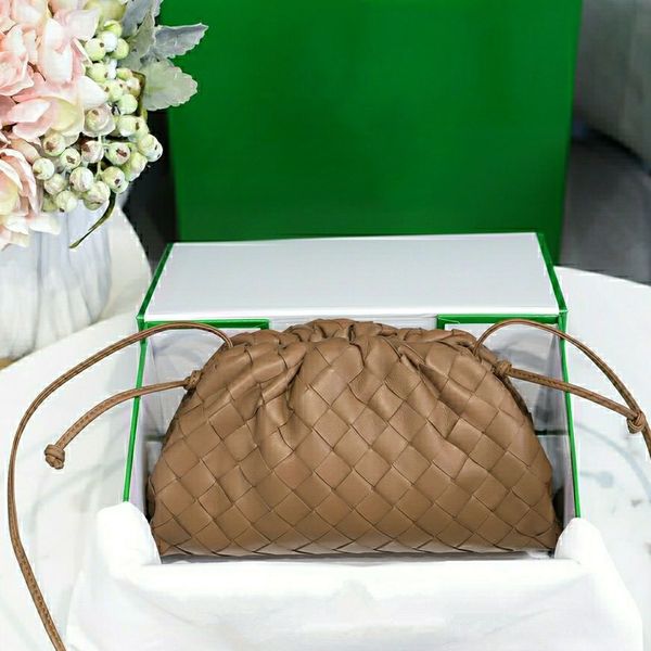 

handbags bags purses beach designer luxurys women woven bag multifunction satchel meenger cross body pink cloud bag hollow 2023 pochette
